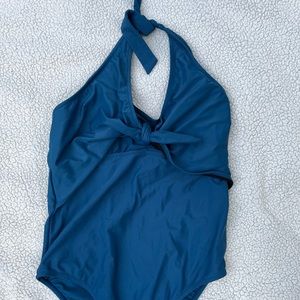 Maternity/nursing swimsuit xl